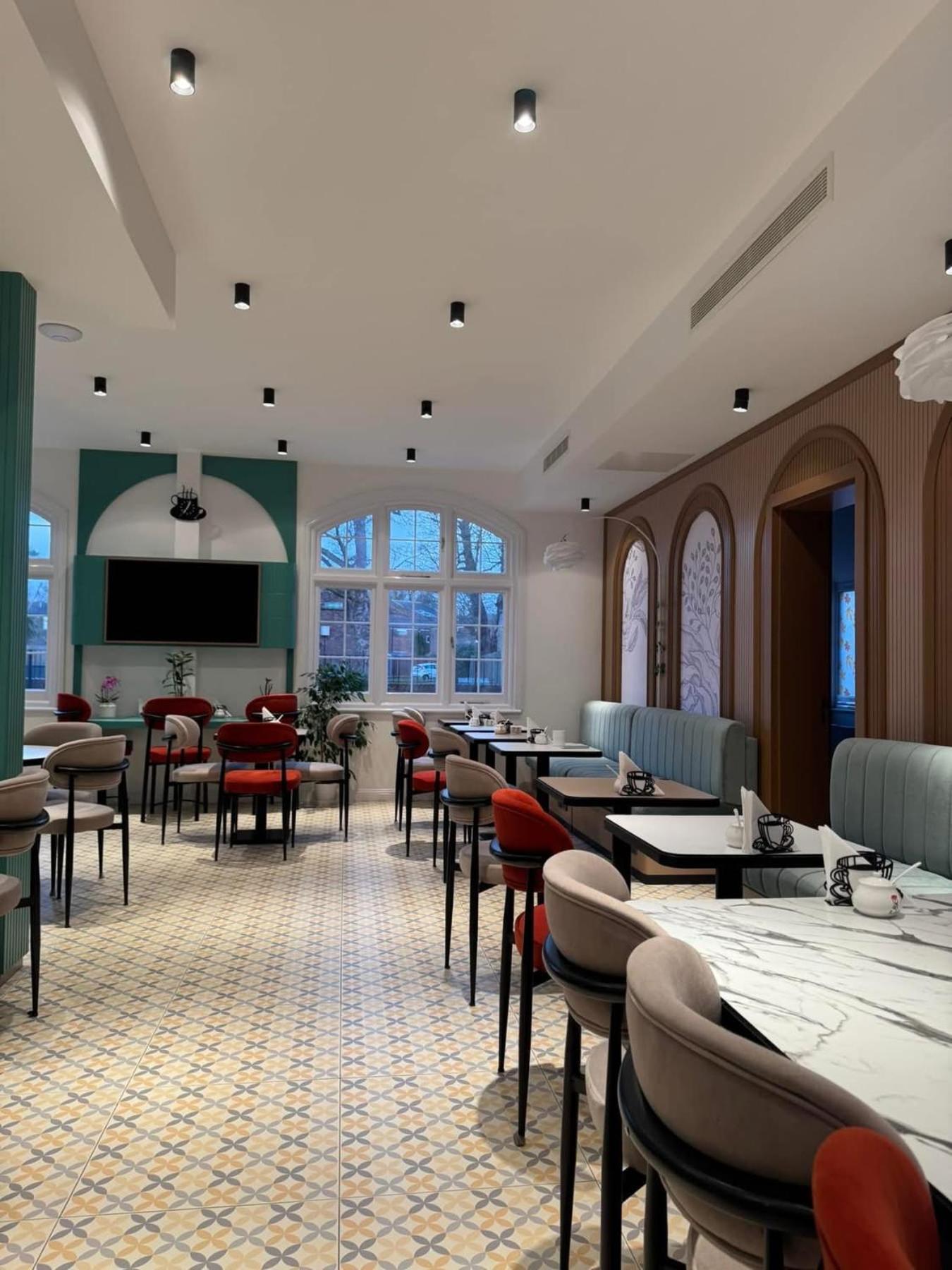 Rosemay Hotel Near London Heathrow Airport Гейс Екстер'єр фото